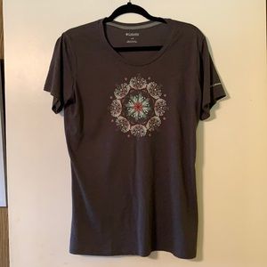 Ladies Columbia Large T-Shirt